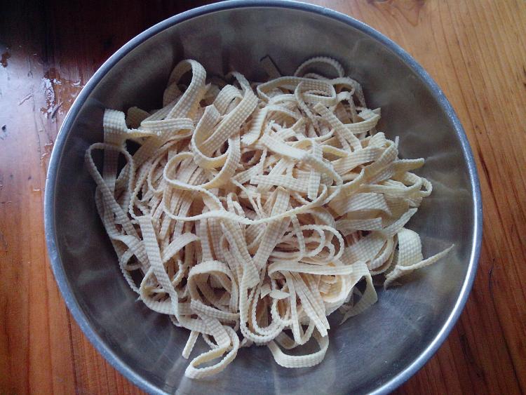 凉拌萝卜豆皮丝步骤4