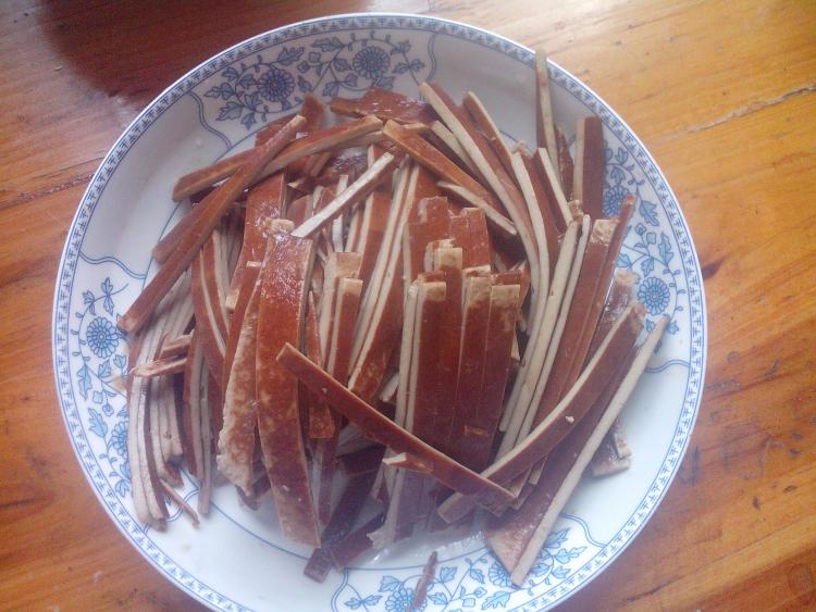 凉拌豆干步骤2