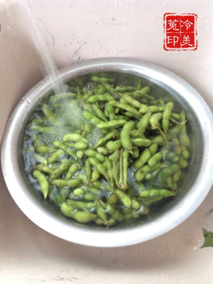 盐水毛豆步骤2