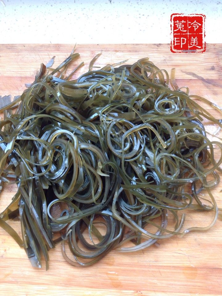 凉拌酸辣海带丝步骤10