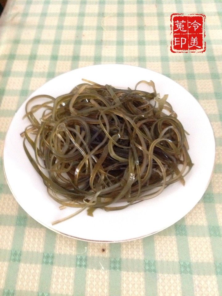 凉拌酸辣海带丝步骤11