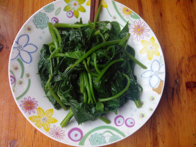 凉拌番薯叶步骤7