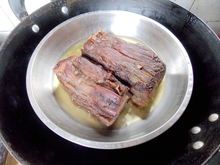 【手工美食】香拌腊肉步骤10