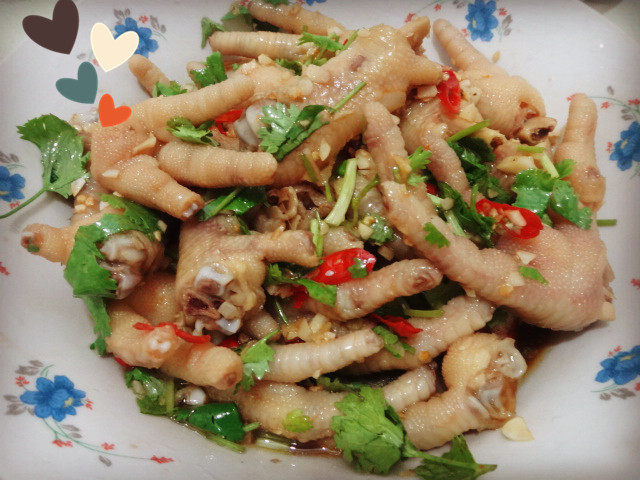 蒜香辣味鸡爪步骤7