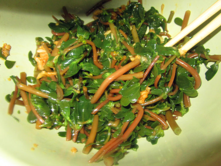 蒜香马生菜步骤7