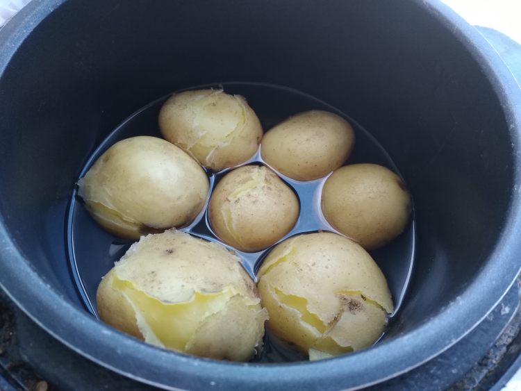 腊味儿土豆条儿步骤3