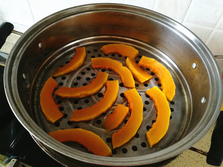 南瓜小饼步骤7