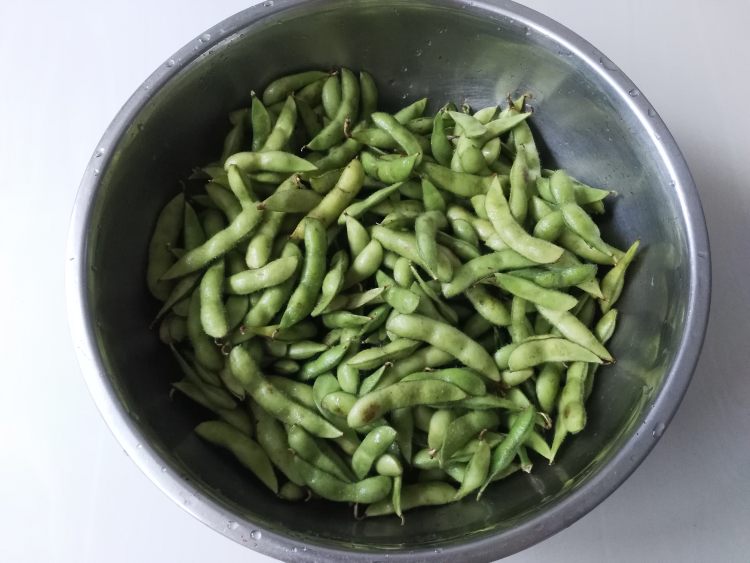 盐水五香毛豆步骤4