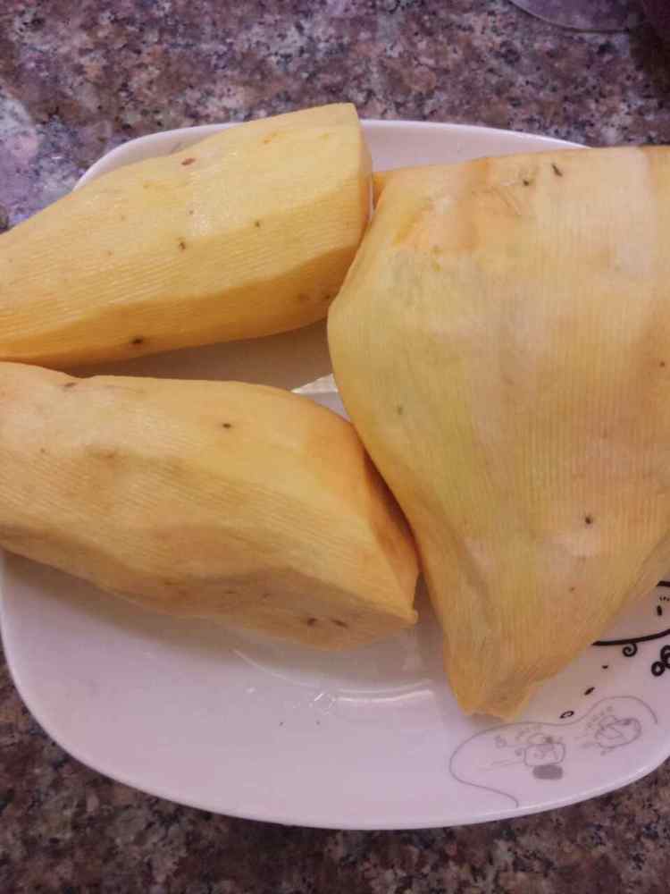 地瓜芝麻饼步骤1