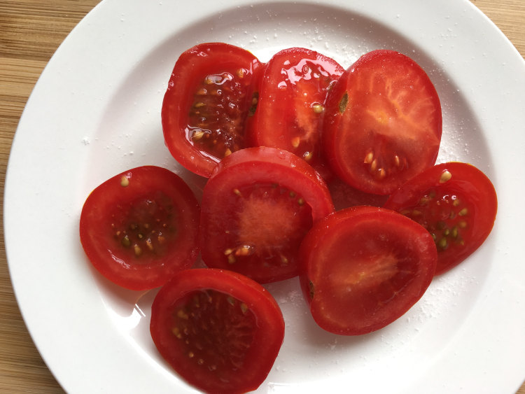 香煎西红柿步骤3