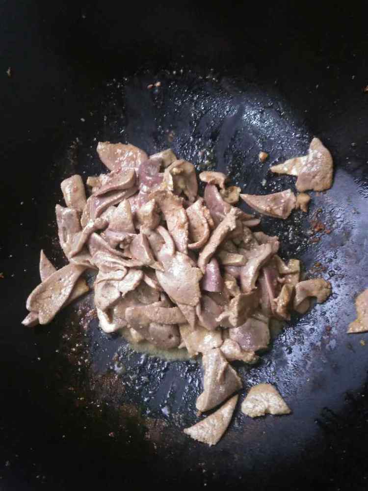 猪肝肉丝面步骤4