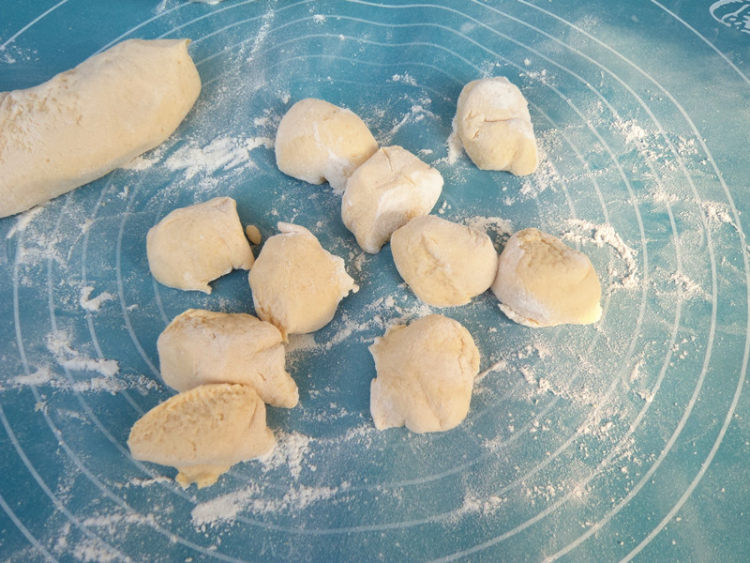 混合发面蒸饺步骤7