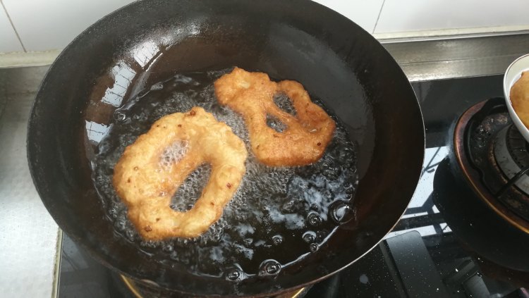葱香油饼步骤11