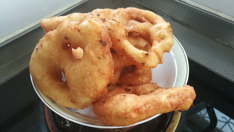 葱香油饼步骤12