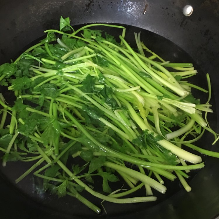 鲜虾什锦水饺步骤4