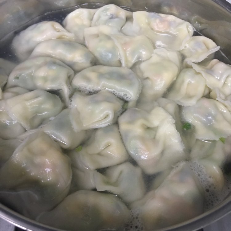 鲜虾什锦水饺步骤8