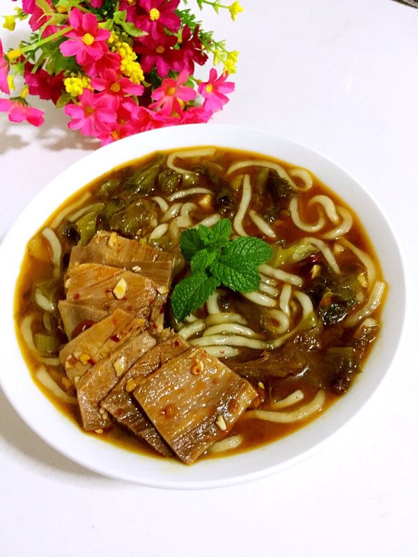 酸菜牛肉土豆粉步骤12