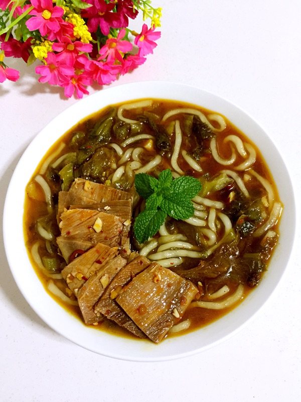 酸菜牛肉土豆粉步骤10