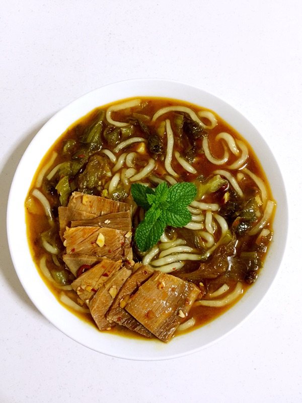 酸菜牛肉土豆粉步骤9