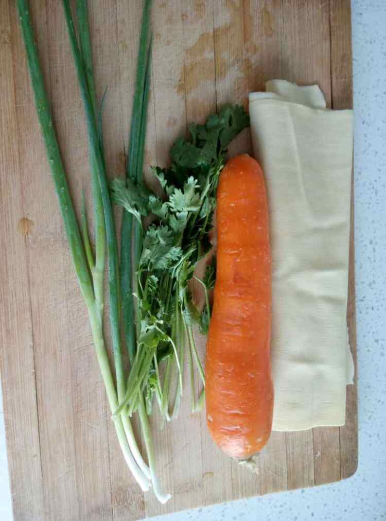 干豆腐卷步骤1