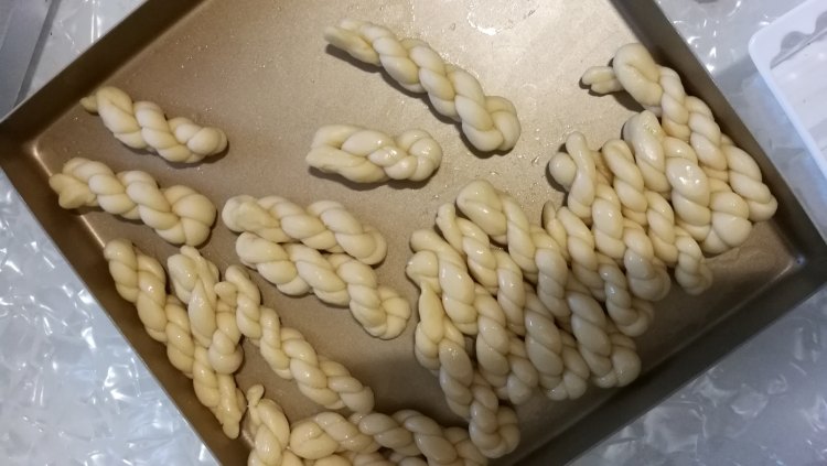 自制小麻花步骤14