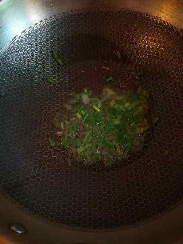 酱油炒面步骤5
