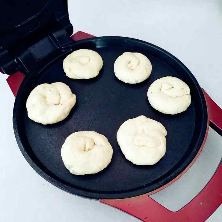 花生油香葱小饼步骤12