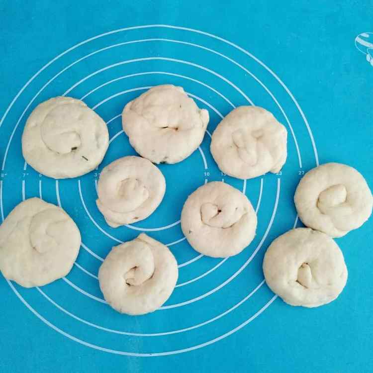 花生油香葱小饼步骤11
