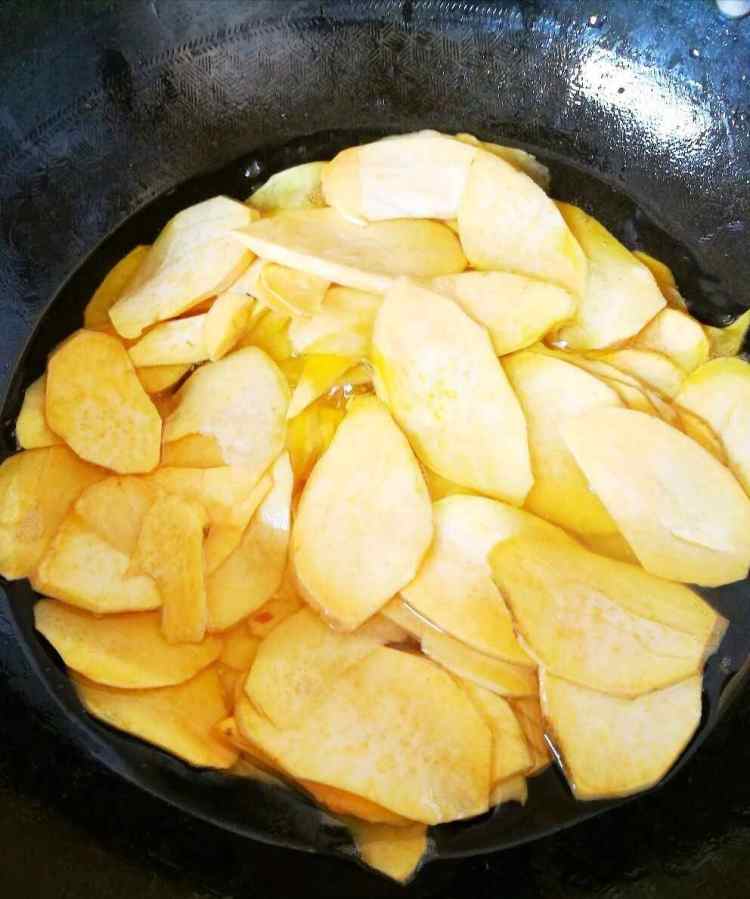 炸红薯片步骤3