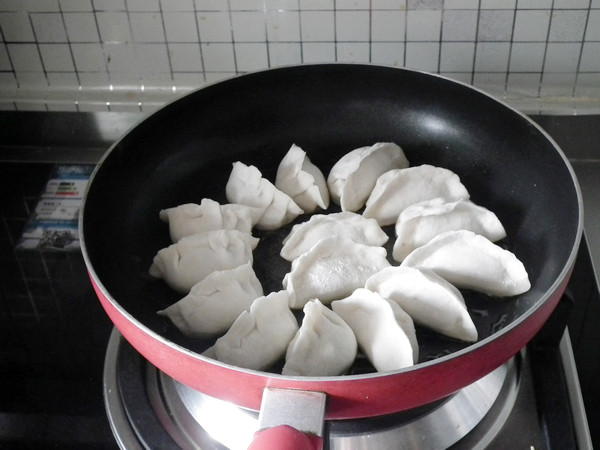 脆底生煎饺#盛夏餐桌#步骤10