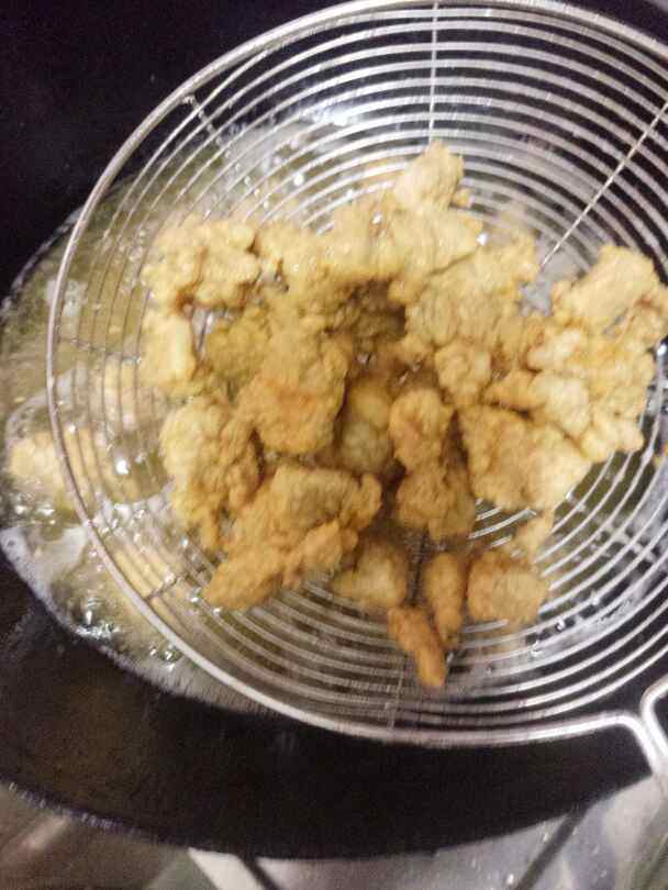 蒜香鸡米花步骤12