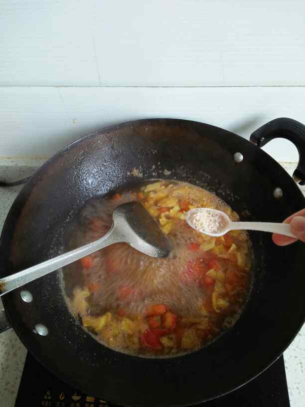 西红柿酸汤剪刀面步骤10