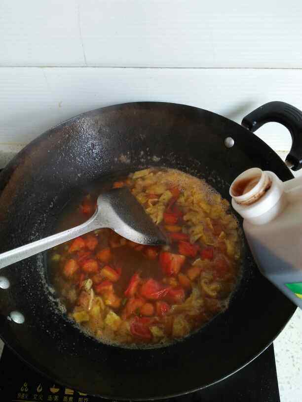 西红柿酸汤剪刀面步骤12
