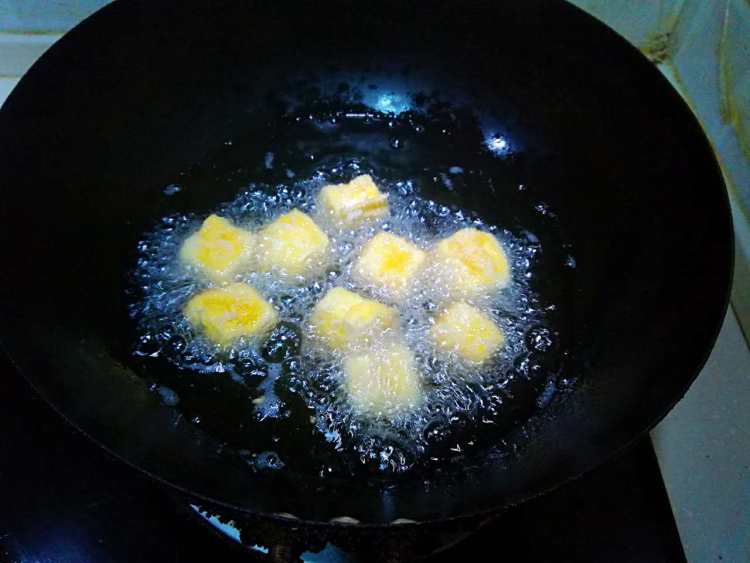 脆皮豆腐步骤7