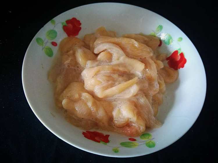酥炸鸡柳步骤3