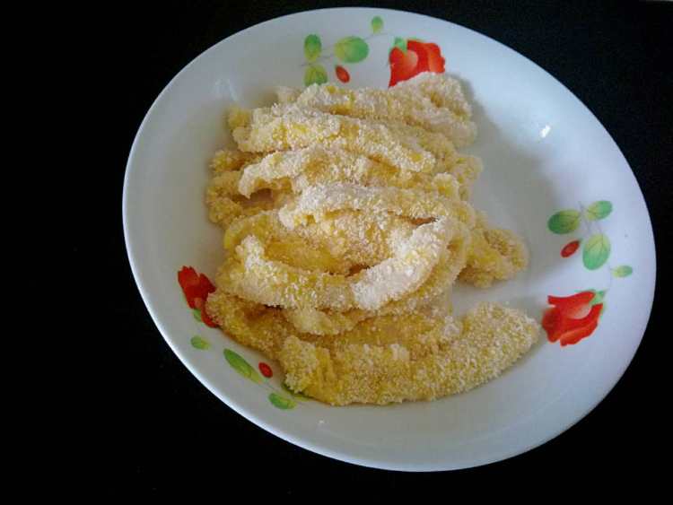 酥炸鸡柳步骤6