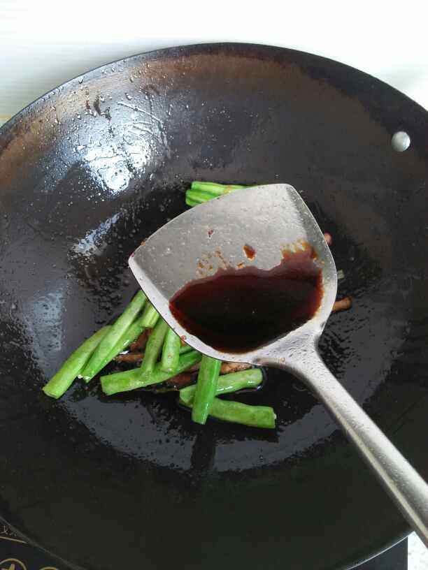豆角焖面步骤9