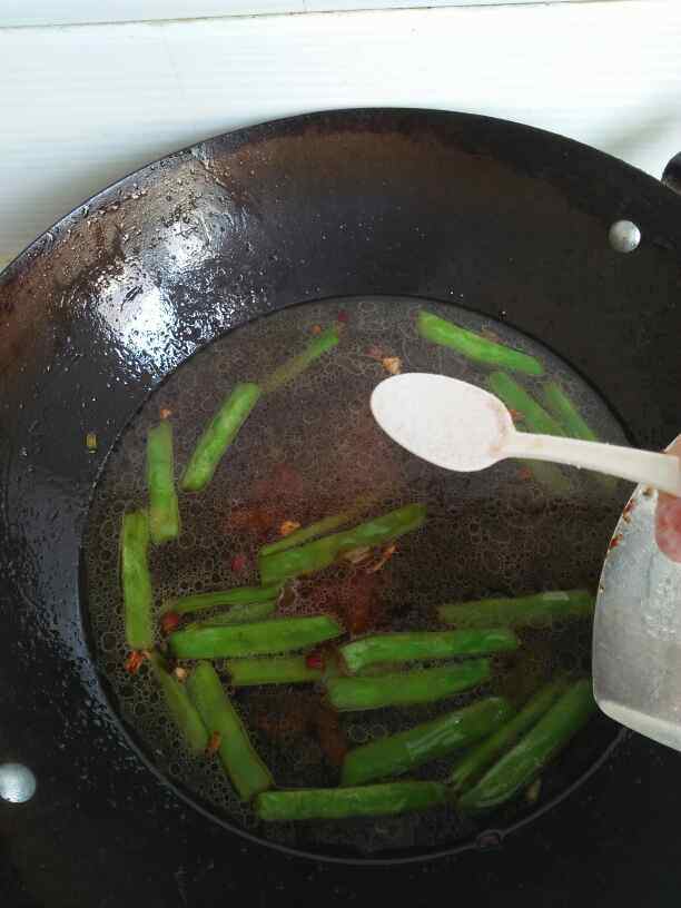 豆角焖面步骤12