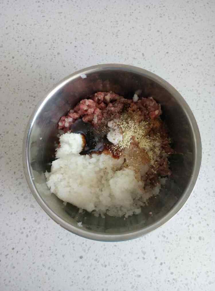 羊肉烤包子步骤2