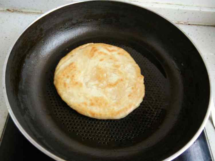 香油饼步骤9