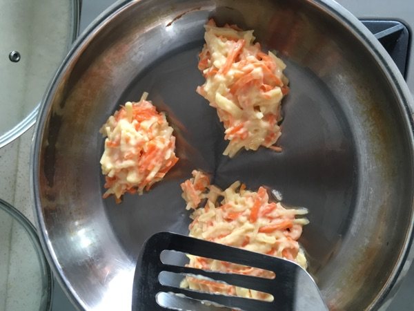 土豆丝饼步骤6