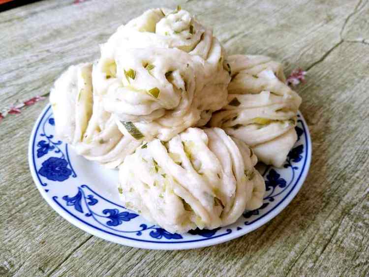 葱花卷步骤7