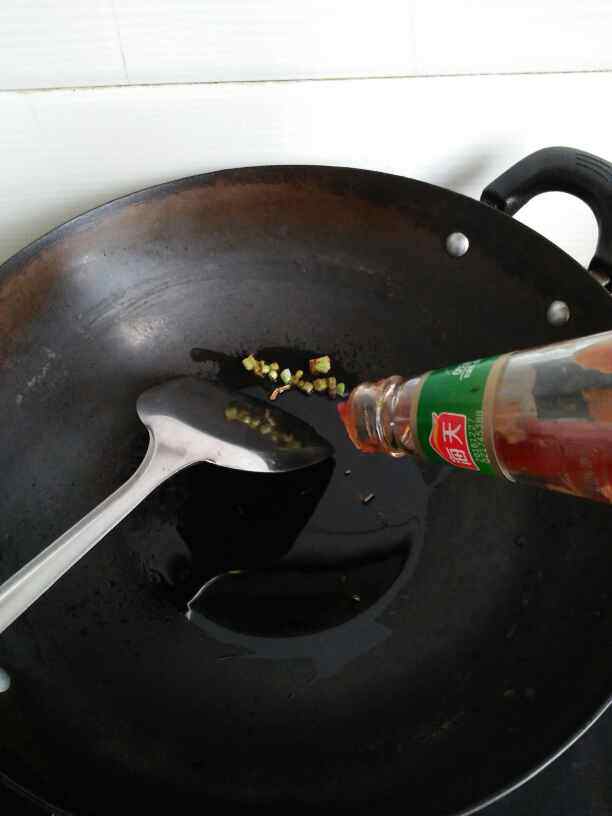 葱香番茄菠菜面步骤5