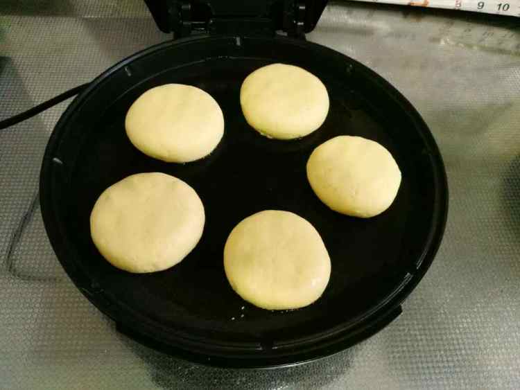 香甜玉米饼步骤11