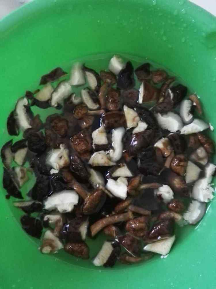 咸味菌菇煎饼步骤4