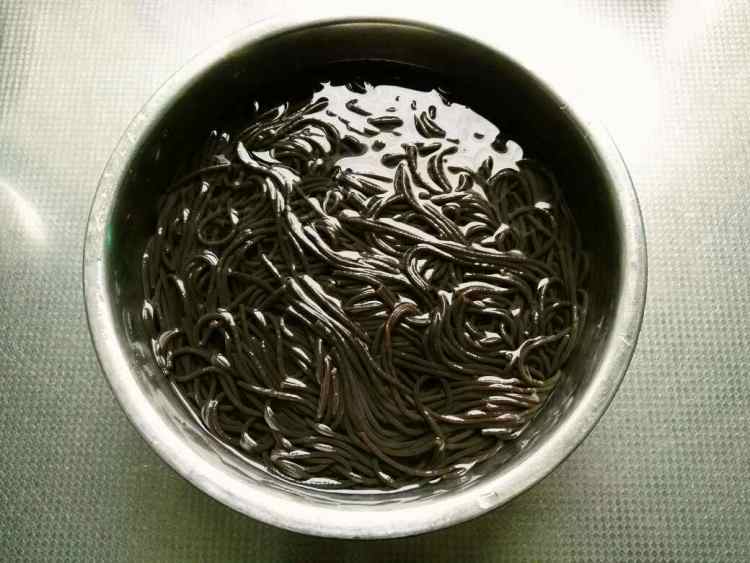 凉拌蕨根粉步骤3