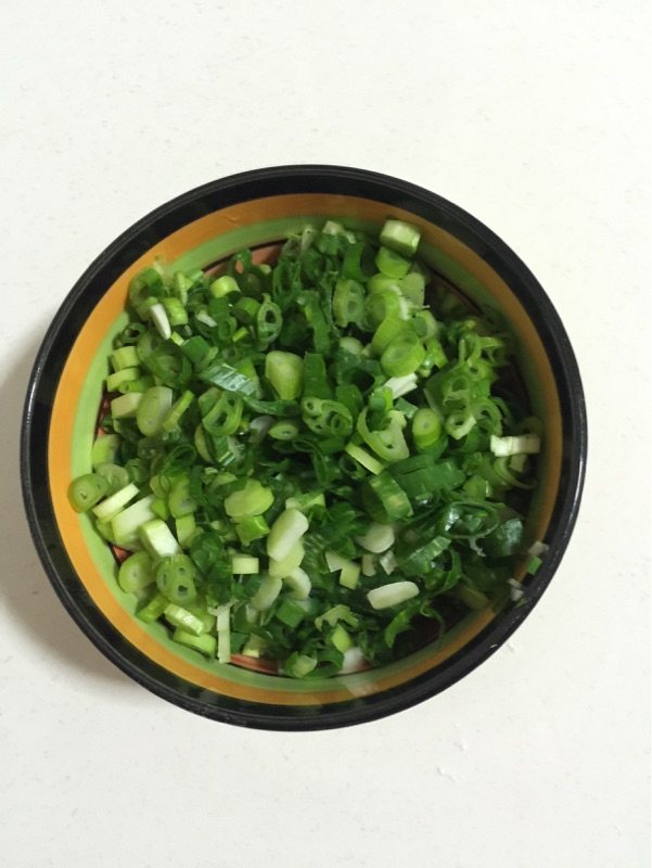 椒盐葱油饼步骤3