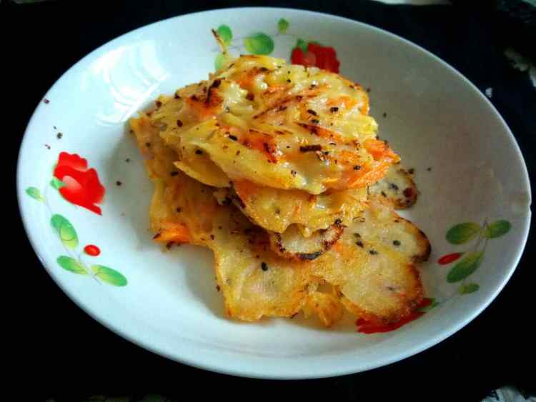 胡萝卜土豆煎饼步骤8
