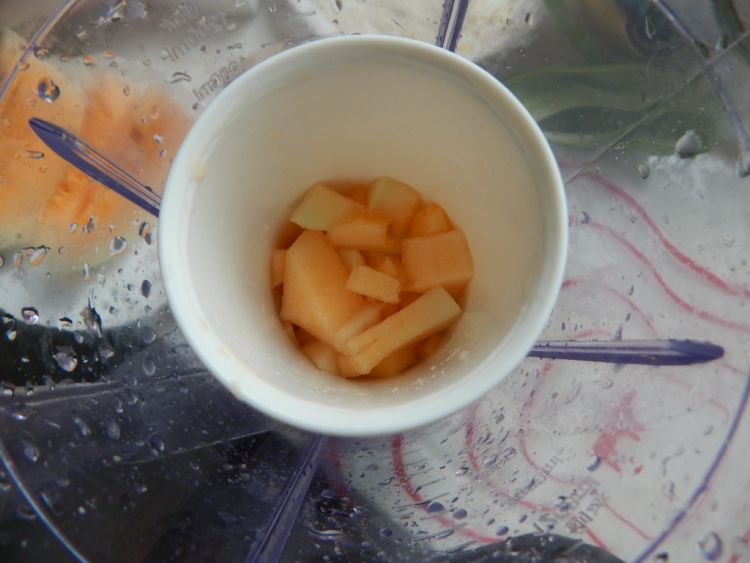 甜瓜酸奶昔步骤4