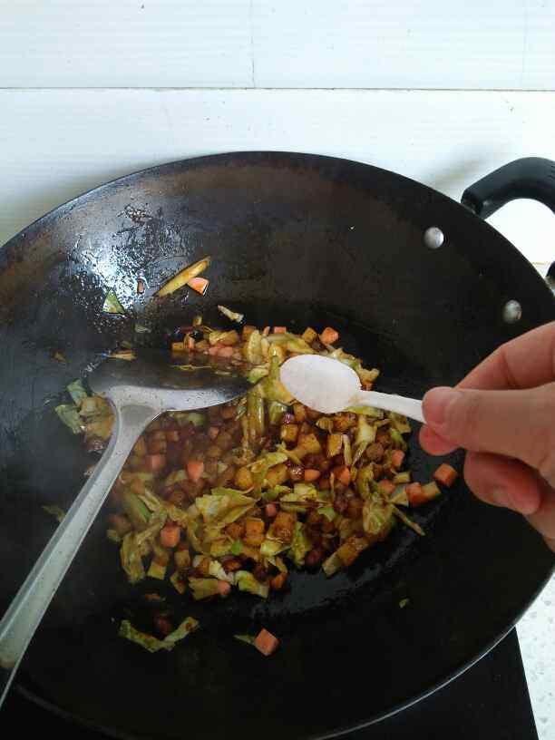菠菜剪刀汤面步骤7